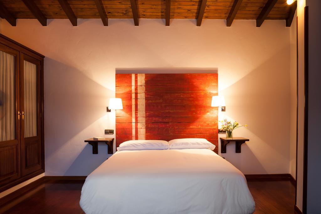 Oviñana Hotel Restaurante Cabo Vidio מראה חיצוני תמונה