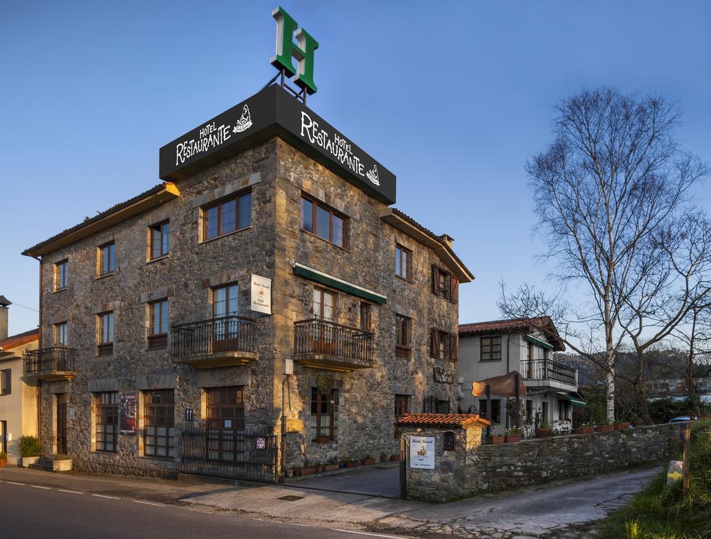 Oviñana Hotel Restaurante Cabo Vidio מראה חיצוני תמונה