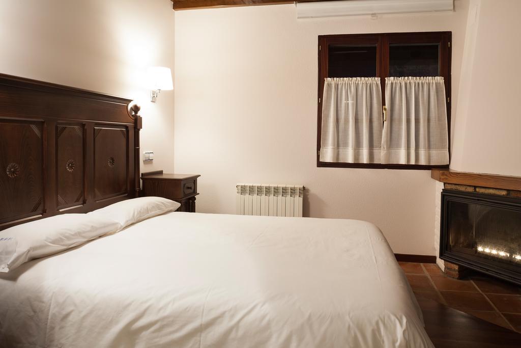 Oviñana Hotel Restaurante Cabo Vidio חדר תמונה