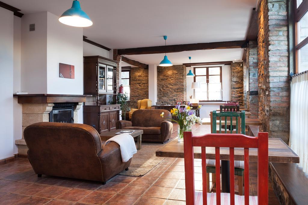 Oviñana Hotel Restaurante Cabo Vidio מראה חיצוני תמונה