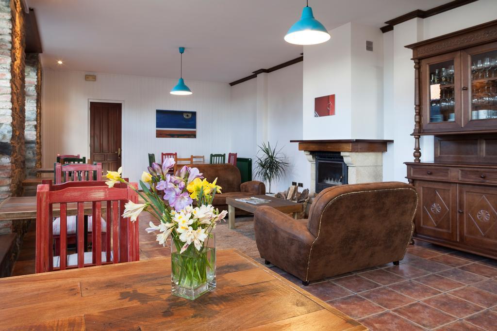 Oviñana Hotel Restaurante Cabo Vidio מראה חיצוני תמונה